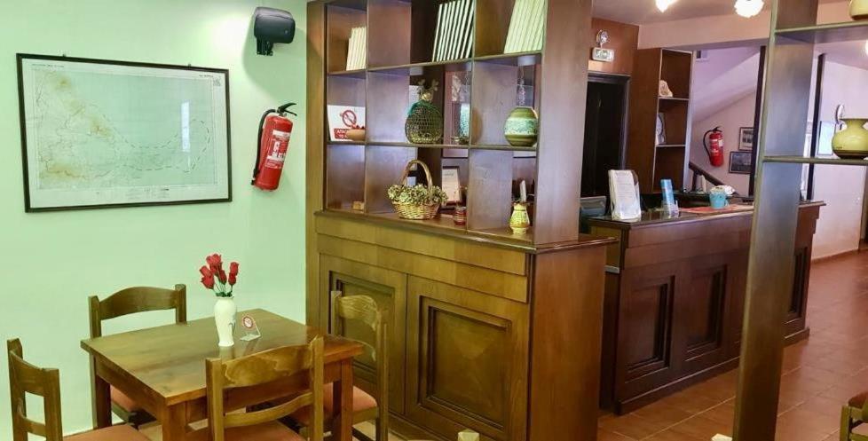 Hotel Alkyon Кала-Нера Экстерьер фото